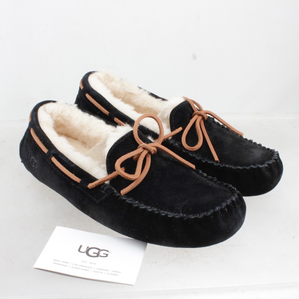 UGG Women's Dakota Moccasin Driving Slippers BLACK